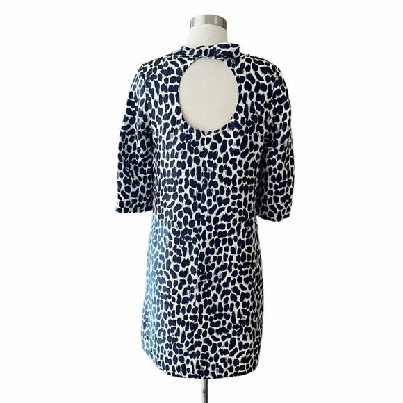 KATE SPADE Silk Shift Dress Animal Print Short Sleeves Crew Neck Size 4 EUC - Picture 2 of 9
